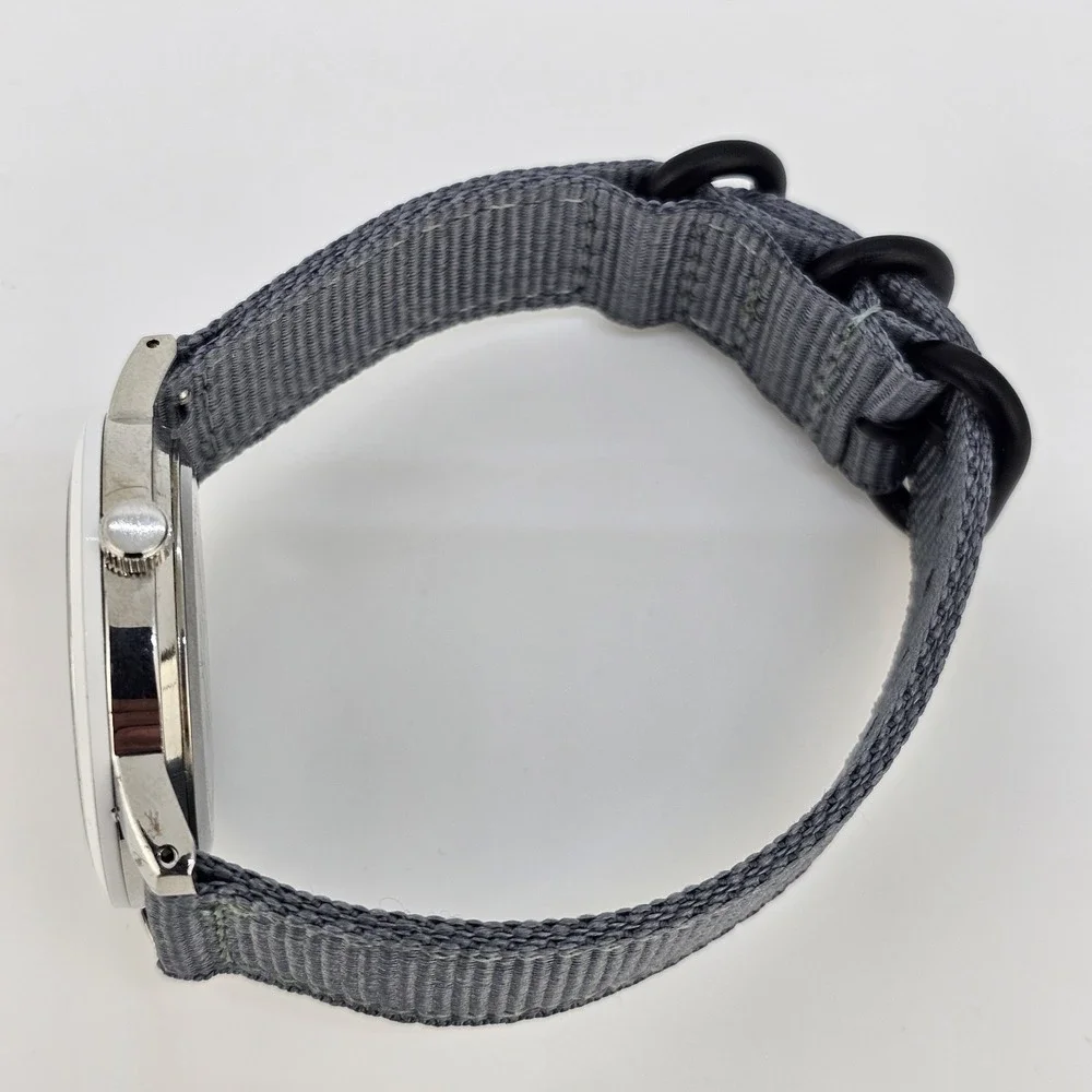 38MM Men's Watch Cream Dial‎ New Gray Nylon Bands New Battery